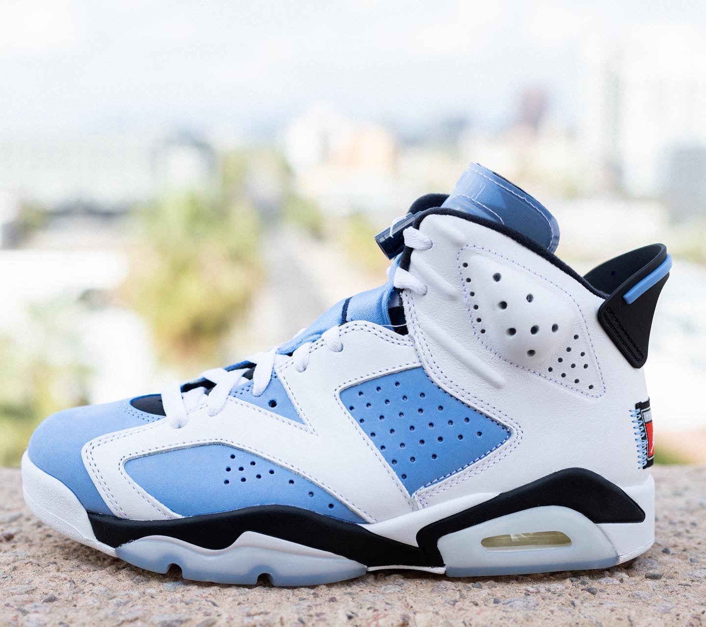 jordan air jordan retro university blue