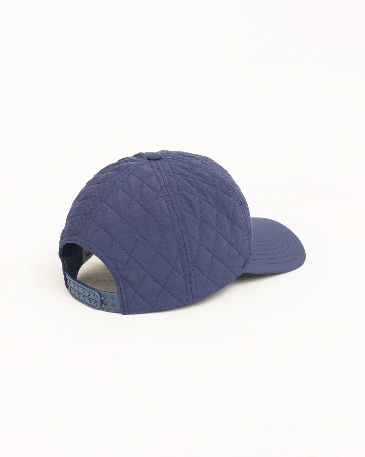 Stussy "Quilted Surfwalk Snapback Cap" - NAVY