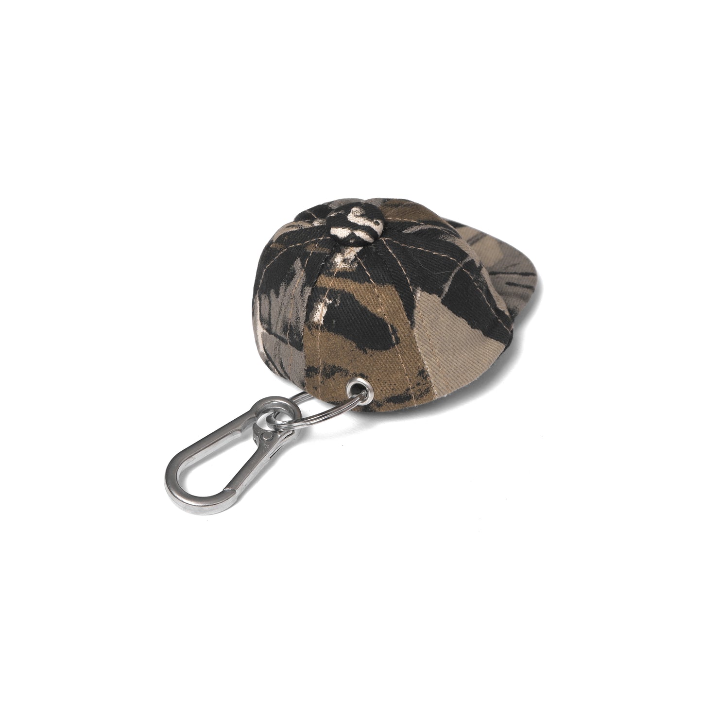 Metalwood Studio "Camo Hat Keychain" - Real Leaf Camo