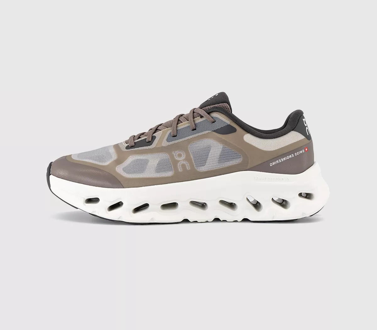 On "Cloudtilt Remix" Mens -Ash / Espresso