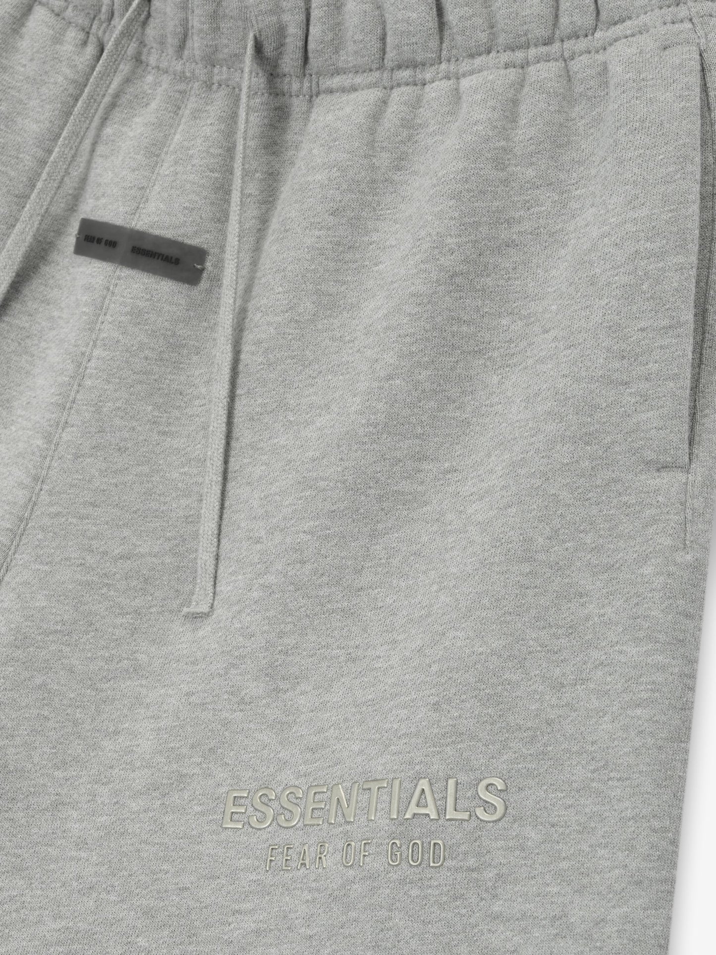 Fear of God Essentials "Fleece Soccer Short" K - Concrete Heather