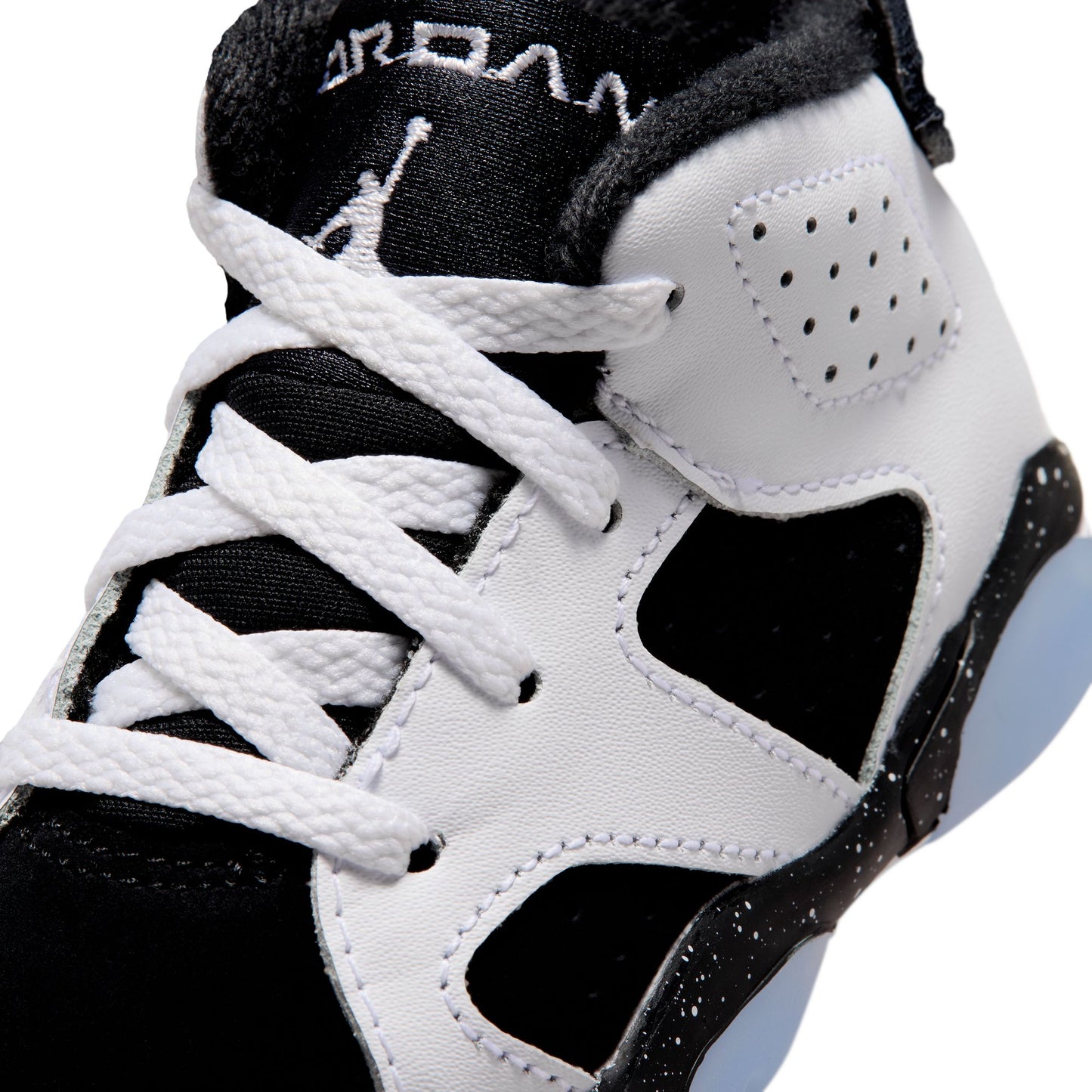 Air Jordan "6 Retro" Toddler - White / Black