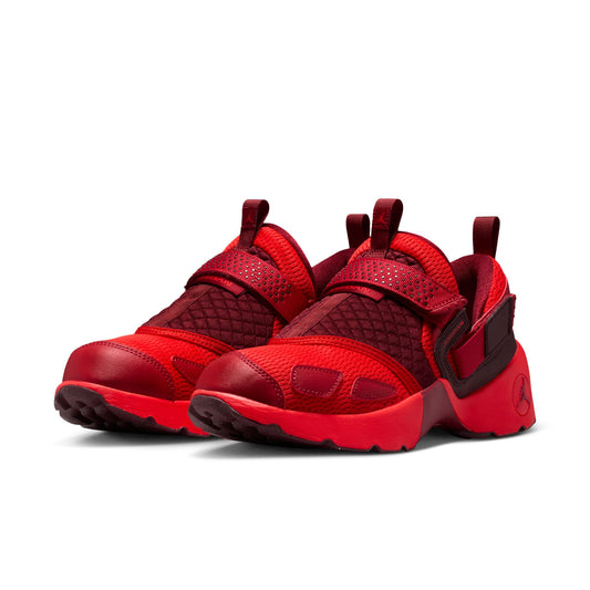 Air Jordan "Trunner LX" W - Chile Red / Team Red