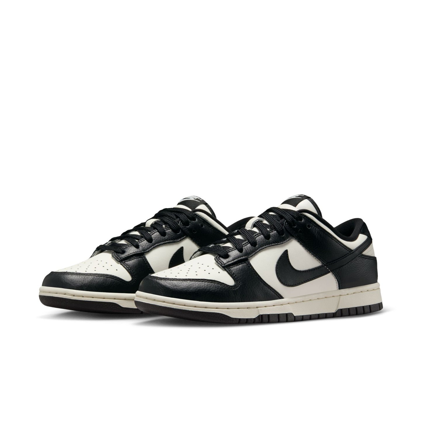 Nike "Dunk Low" W - Sail / Black / Pale Ivory