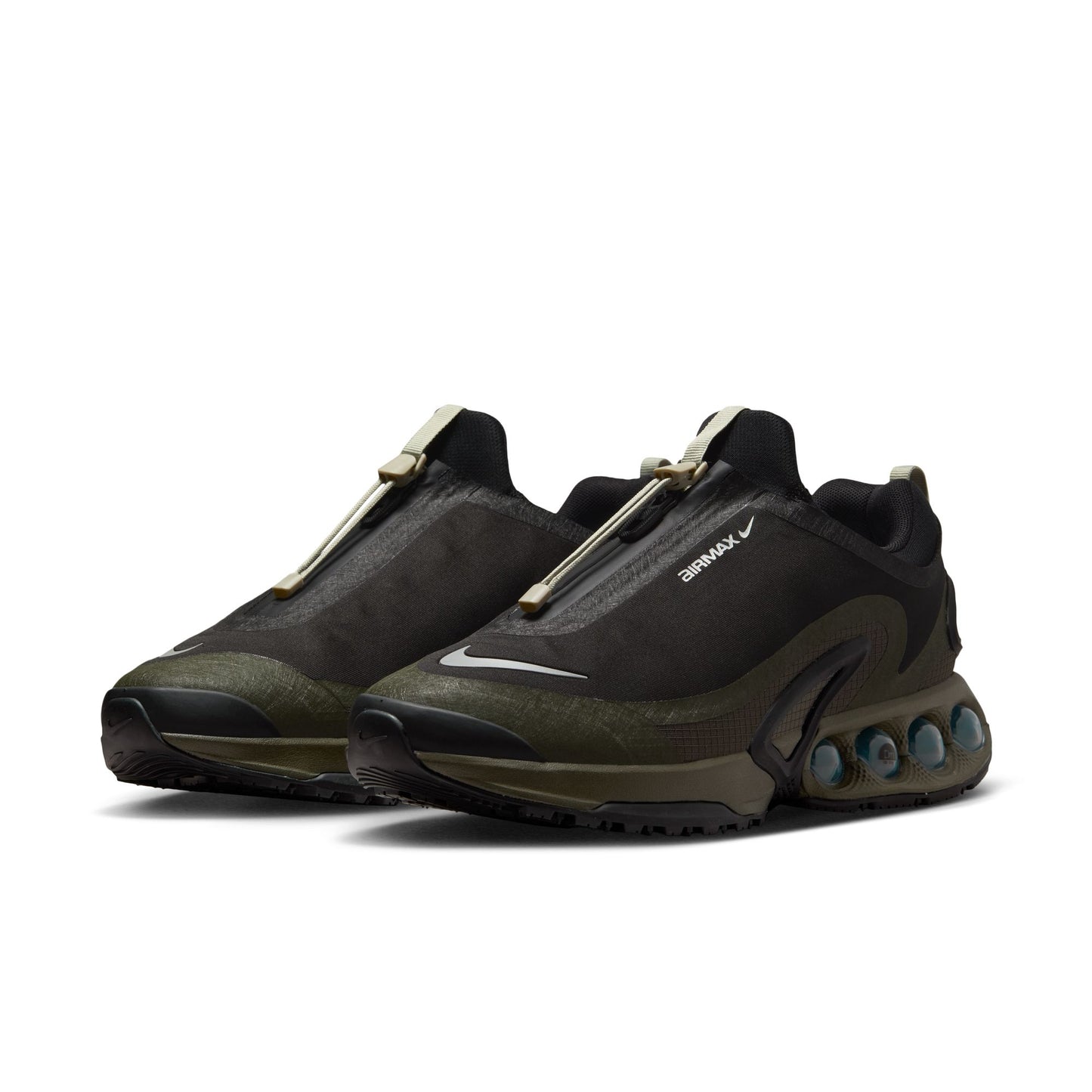Nike "Air Max DN Roam" M -Black / Metallic Silver