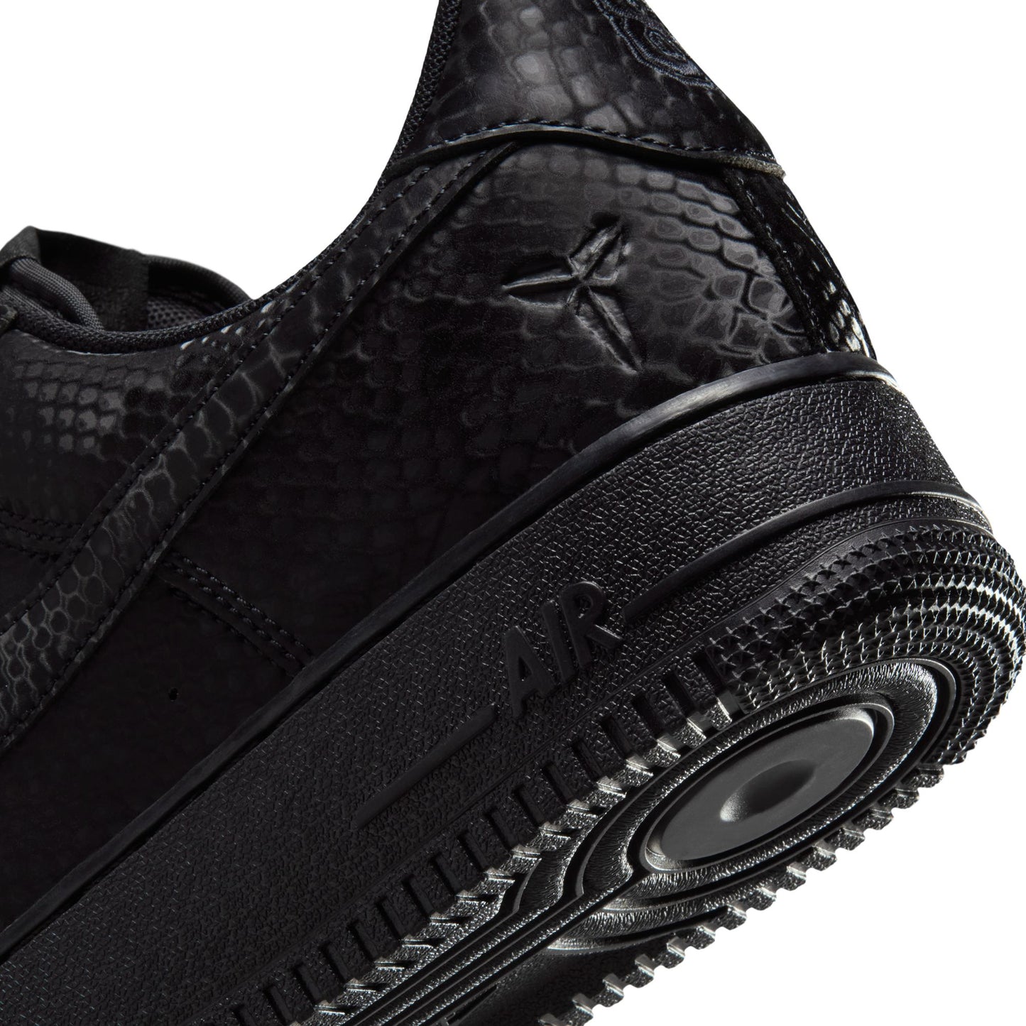 Nike "Air Force 1 Low" M - Black / Black (Kobe)