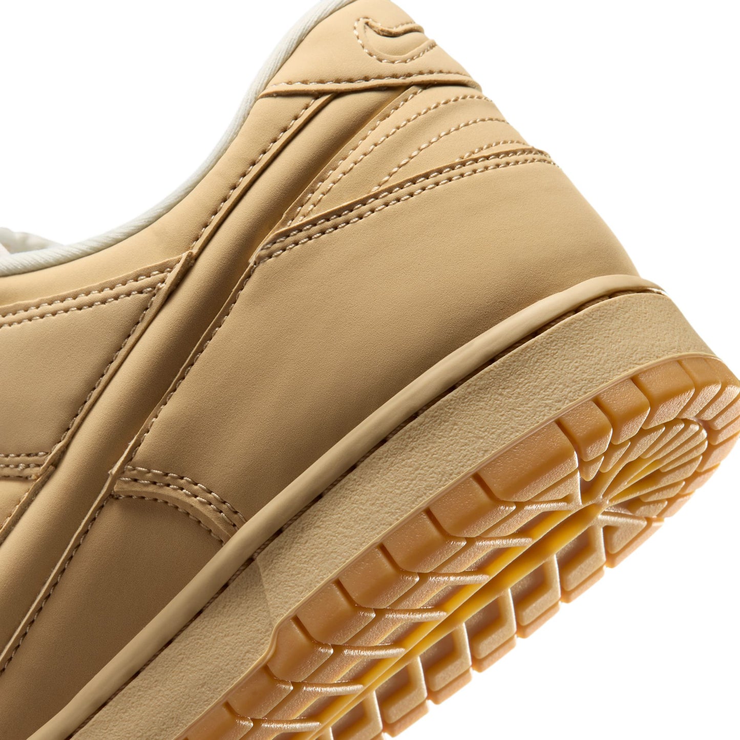 Nike "Dunk Low Retro PRM" Mens - Sesame / Sesame / Pale Ivory