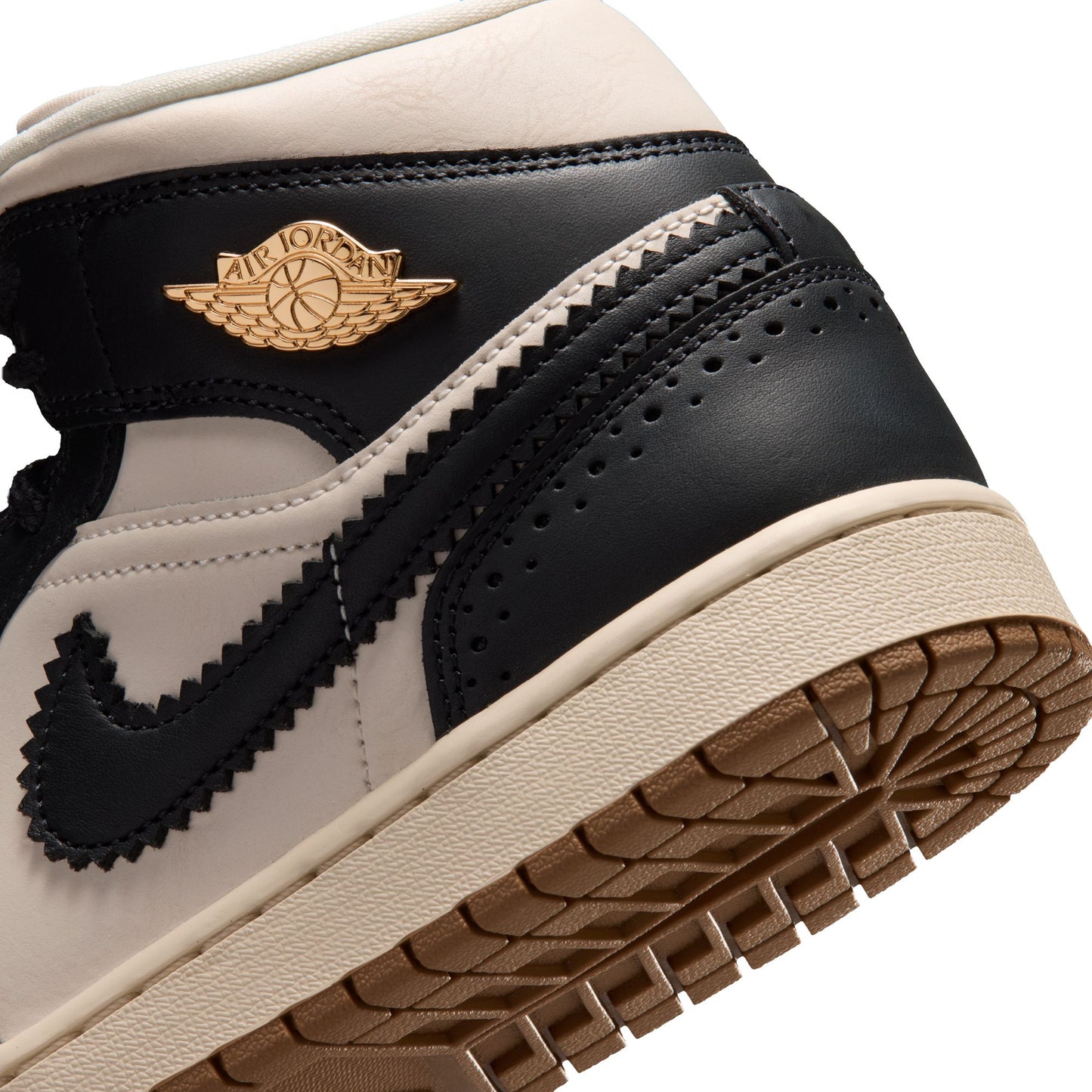 Air Jordan "1 Mid SE" Womens Off Noir / Chalk-Chalk