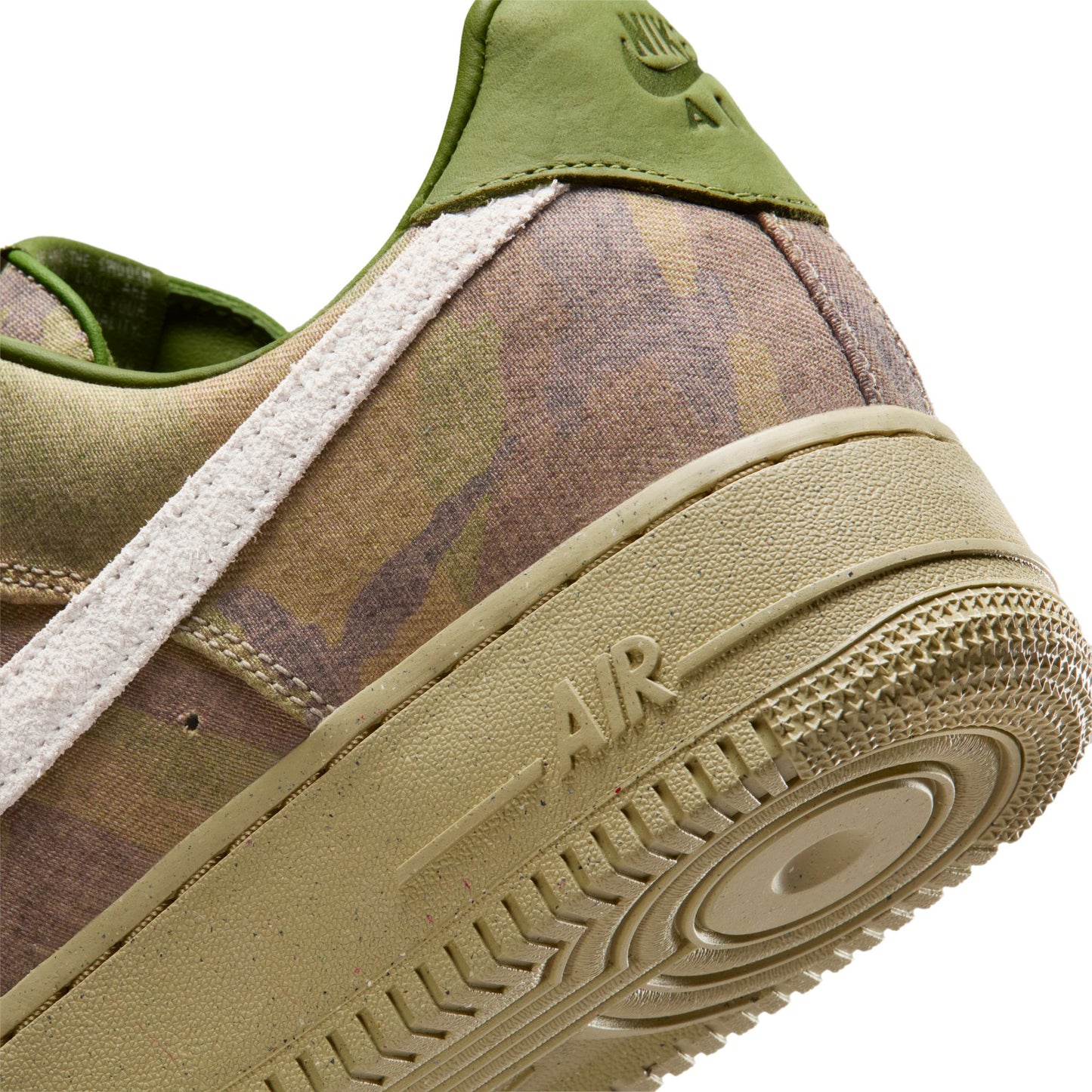 Nike "Air Force 1 Low QS Camo" Mens - Asparagus / Wheat Grass