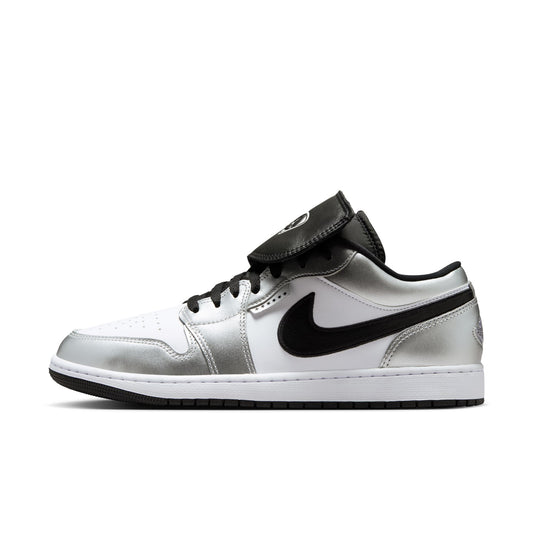 Air Jordan "1 Low SE" Mens - White / Black - White