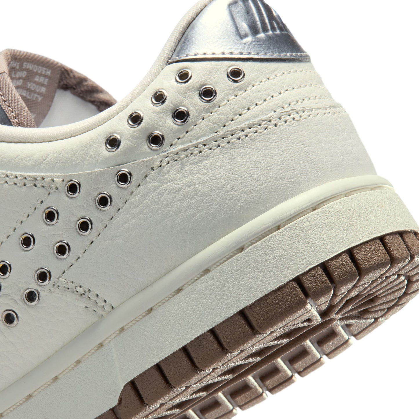 Nike "Dunk Low" Womens - Sail / Metallic Silver