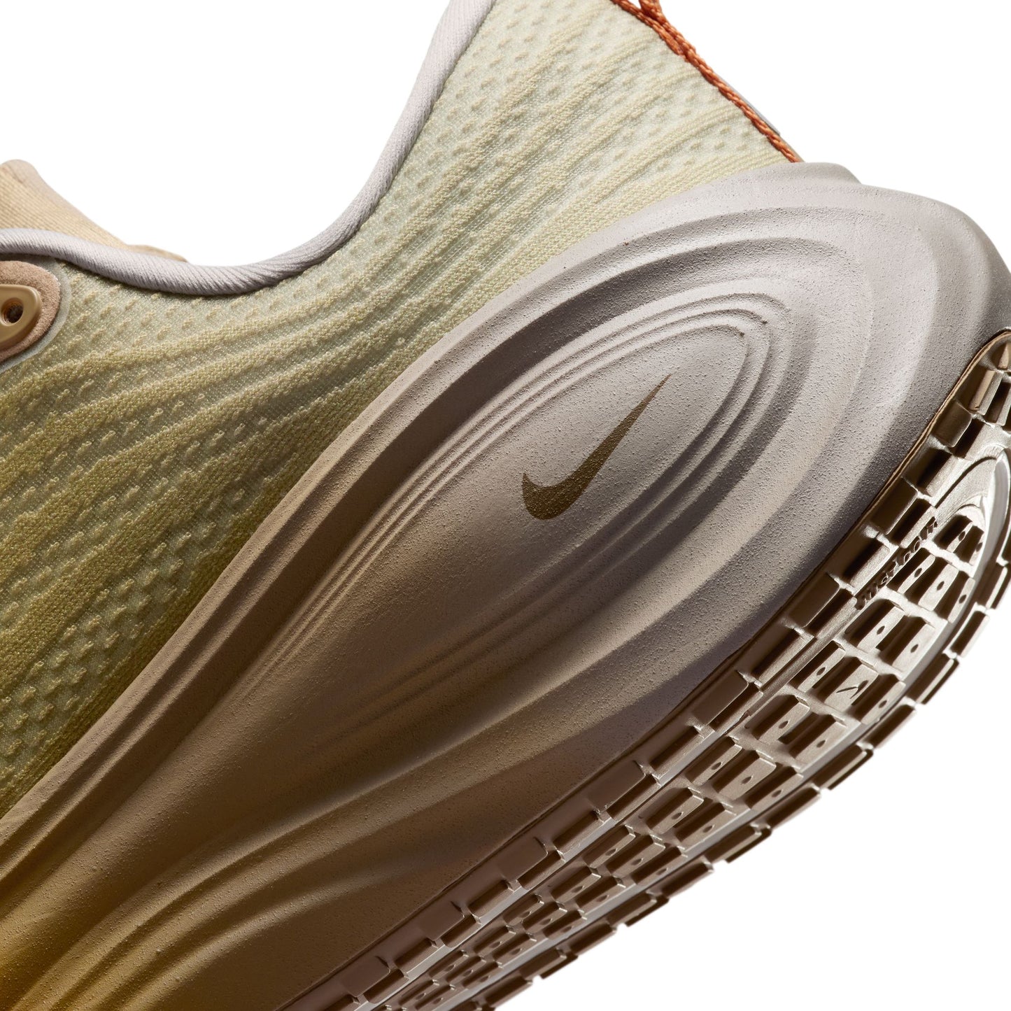 Nike "Vomero Plus SP" Mens - Desert Camo / Yukon Brown