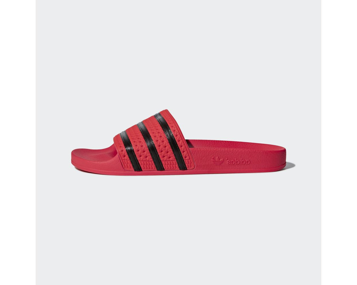 Adidas \