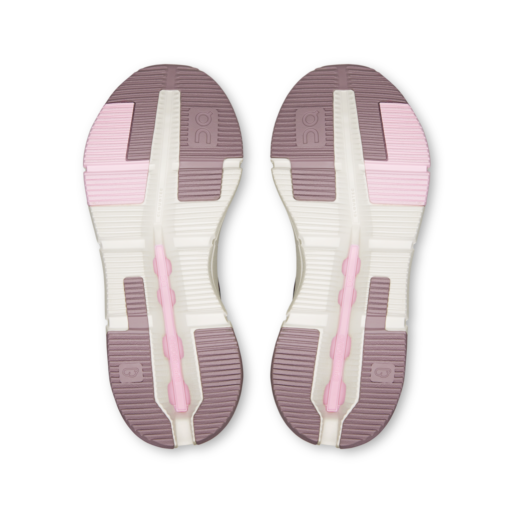 On "Cloudnova 2" Womens - Maroon / Peony