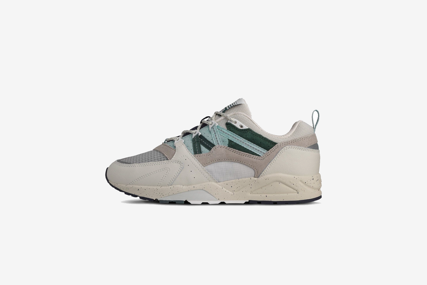 Karhu "Fusion 2.0" M - Lily White / Surf Spray