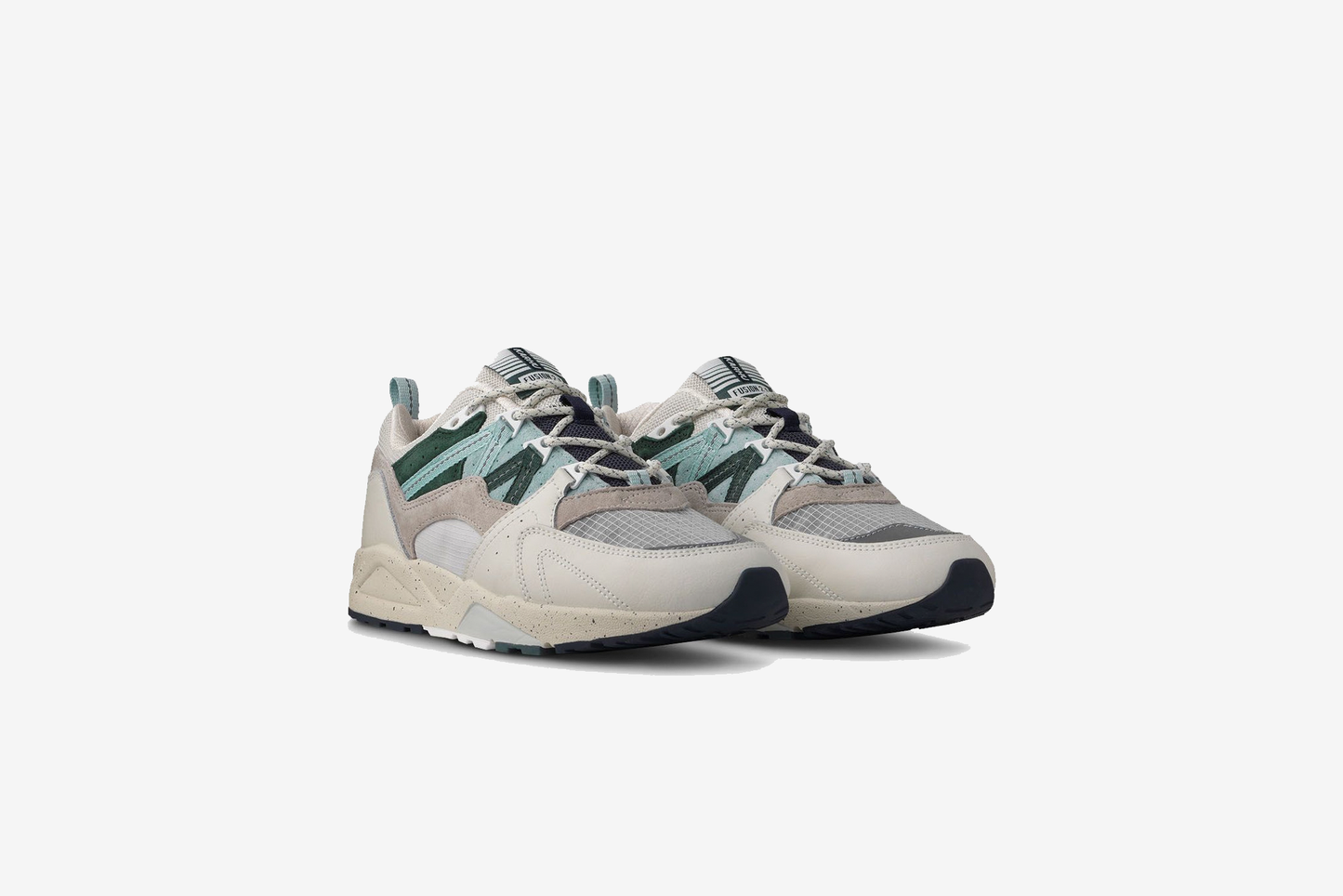 Karhu "Fusion 2.0" M - Lily White / Surf Spray