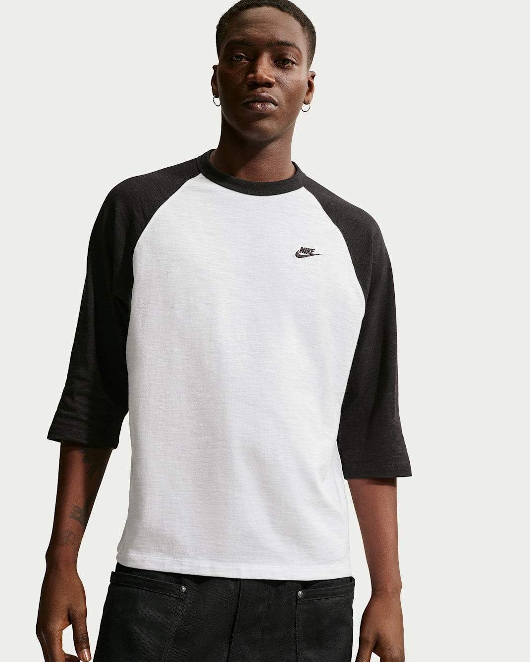 Nike "3/4-Sleeve Raglan Top" M - White / Black