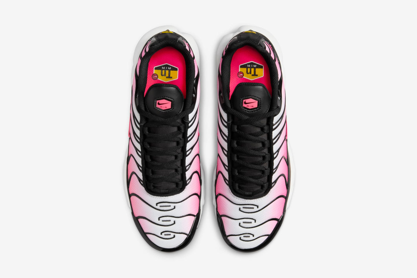 Nike "Air Max Plus" W - Black/ Hot Punch White