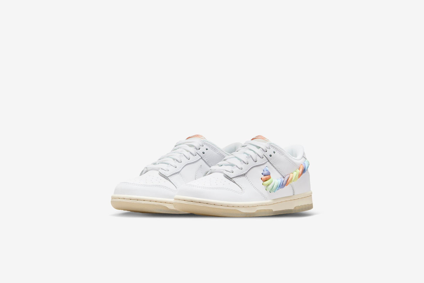 Nike "Dunk Low SE" GS - White / Multi-Color / Terra Blush