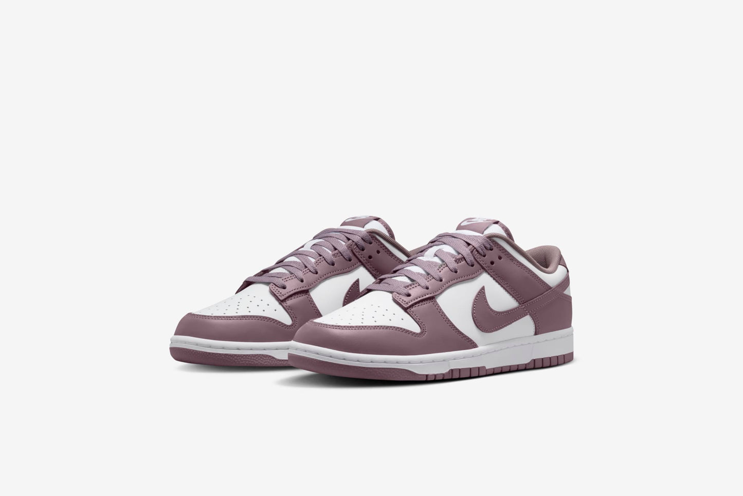 Nike "Dunk Low Retro" M - White / Taupe / Grey