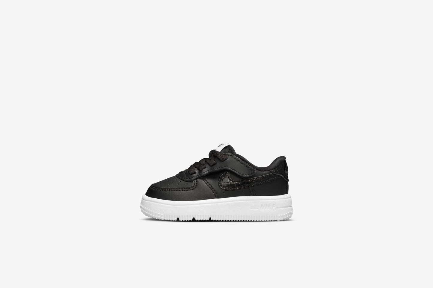 Nike "Force 1 Low LV8 EasyOn" TD - Black / Black / White