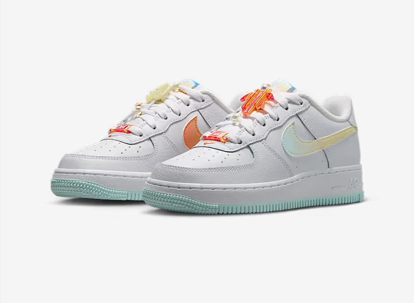 Nike "Air Force 1 LV8" GS - White / Multi Color White