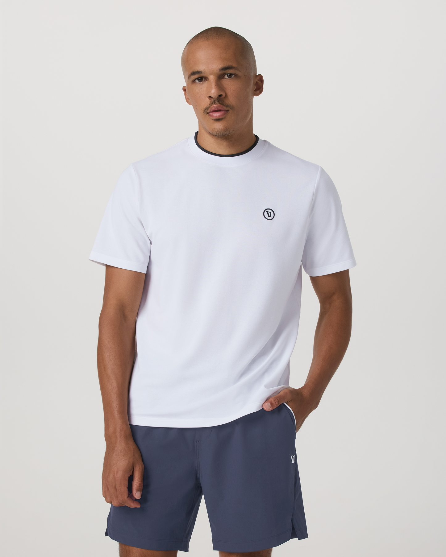 Vuori "Short Sleeve Gamepoint Tee - Relaxed" Mens - White