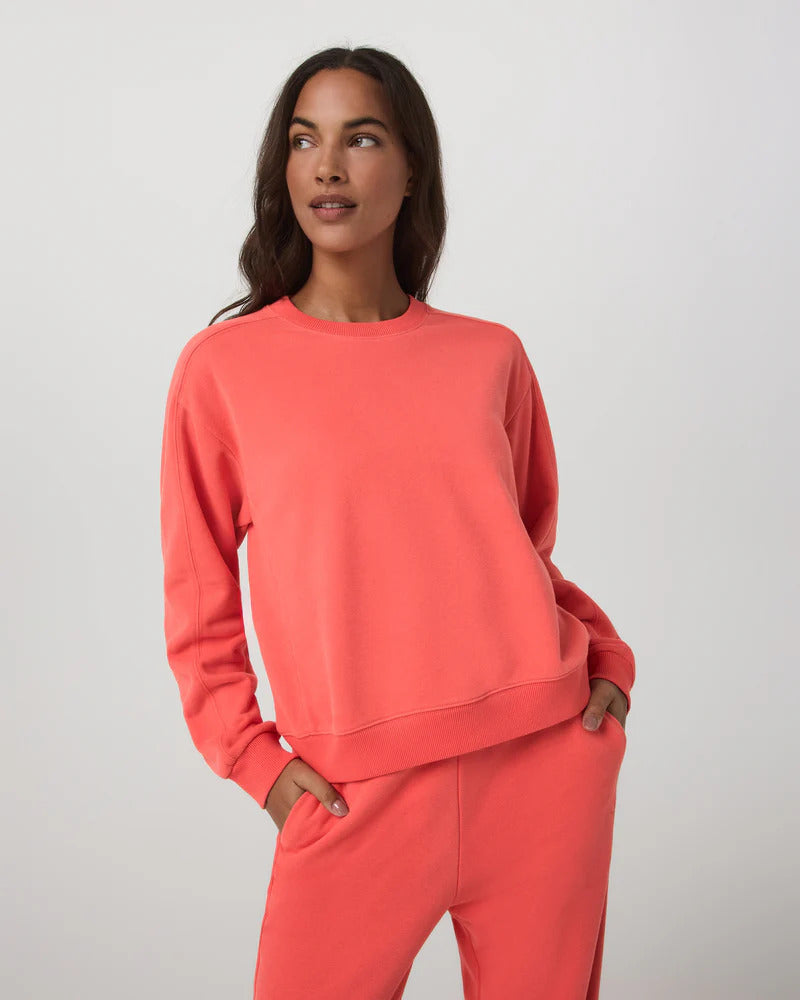 Vuori "Sedona Seams Crew" Womens - Bright Coral