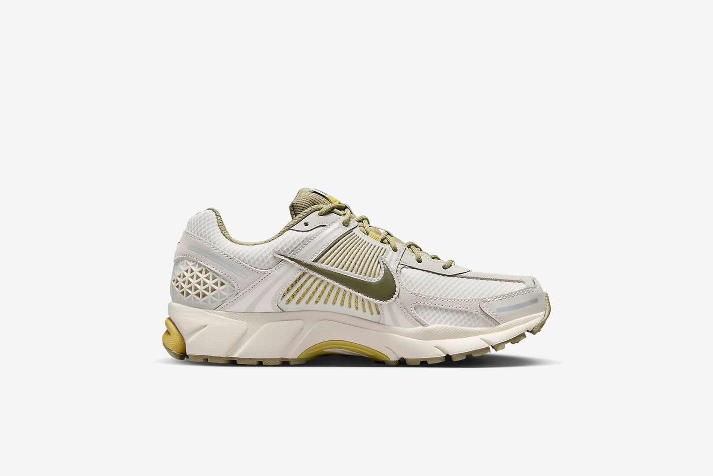 Nike "Vomero 5" M - Light Bone / Medium Olive / Neutral Olive