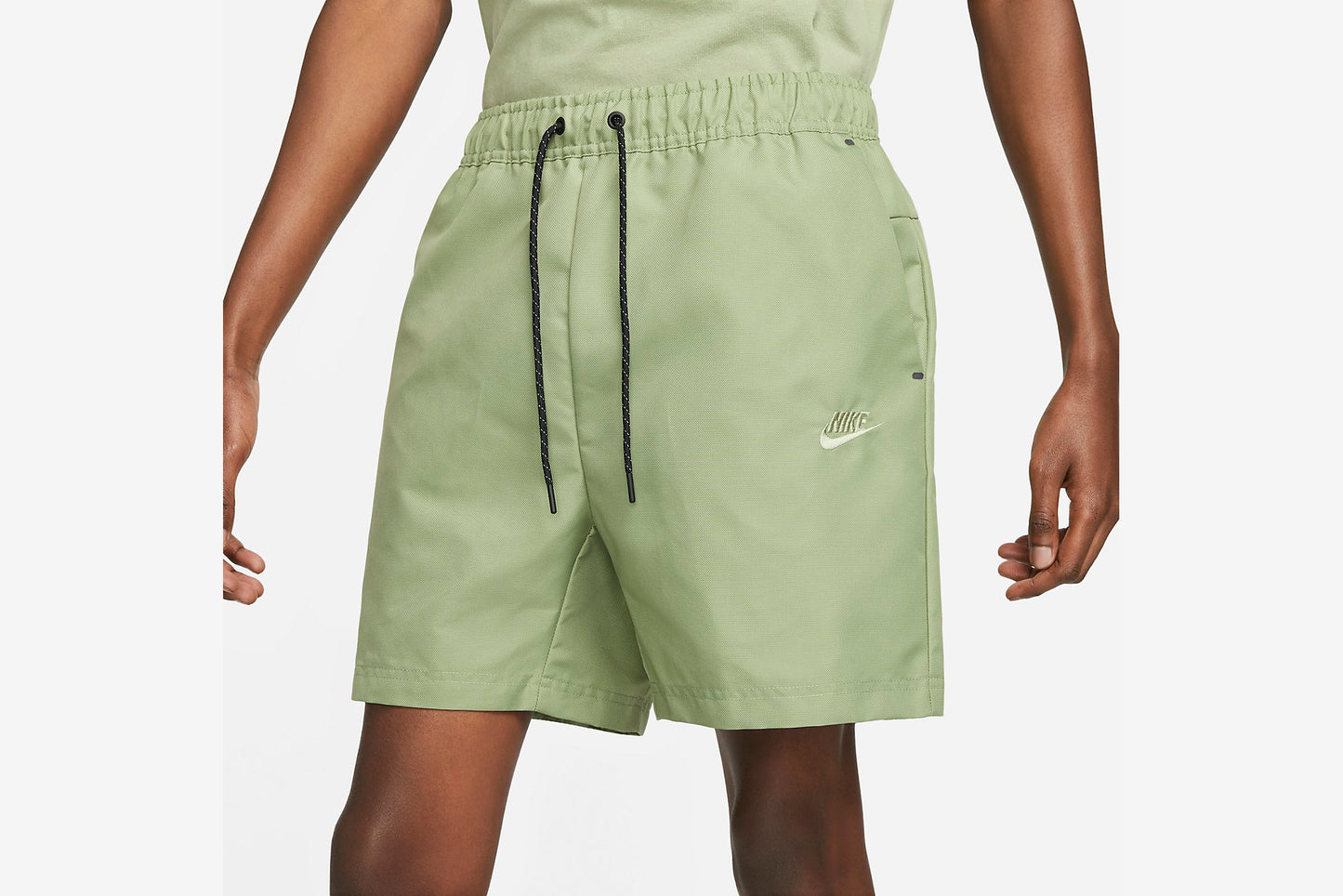 Nike "Tech Essentials Utility Shorts" M - Green