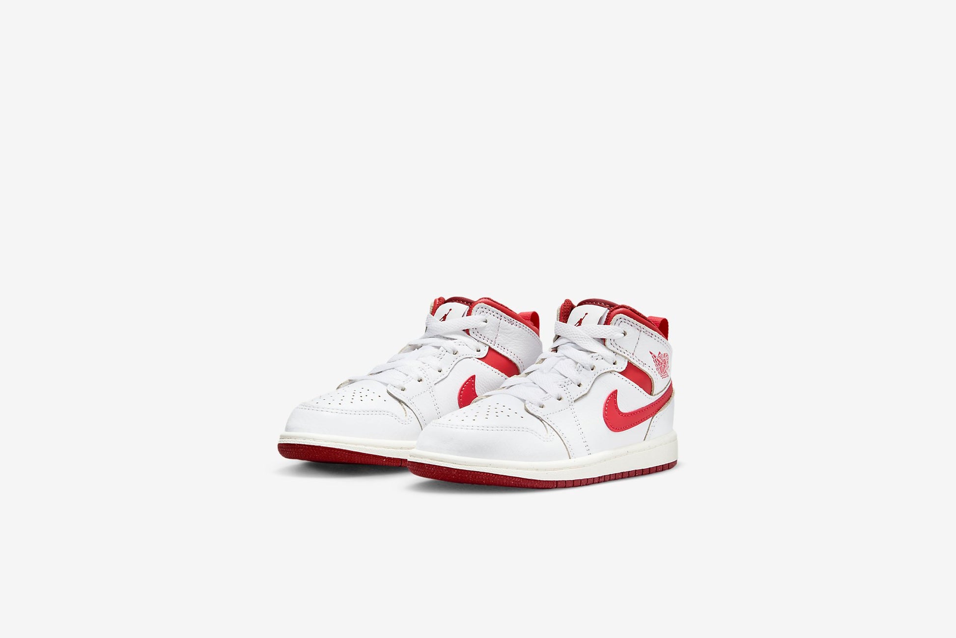 first Air Jordan basketball sneakers