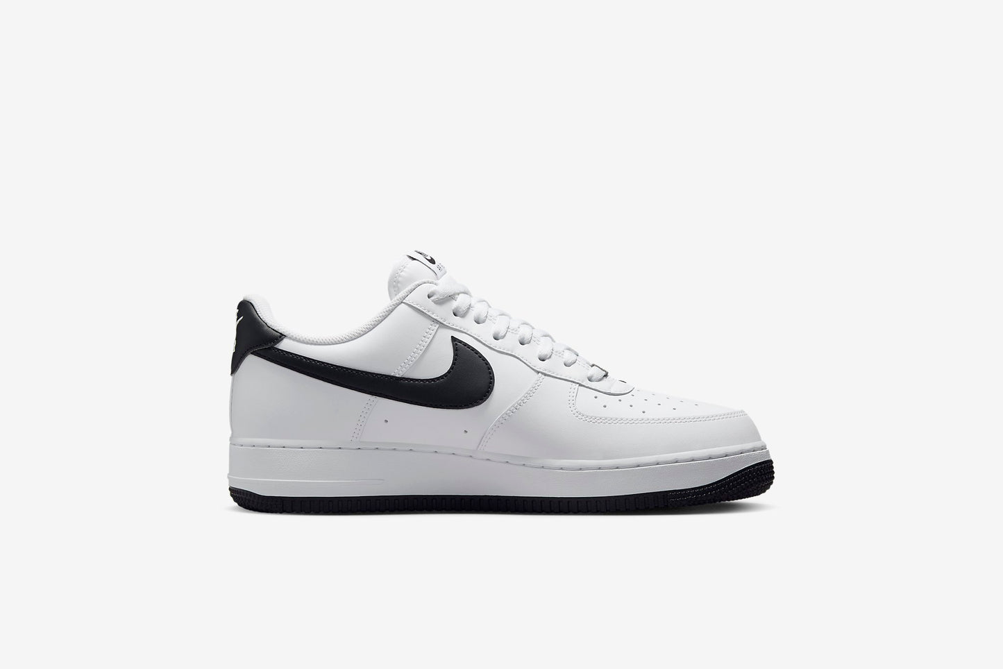 Nike "Air Force 1 '07" M - White / Black / White