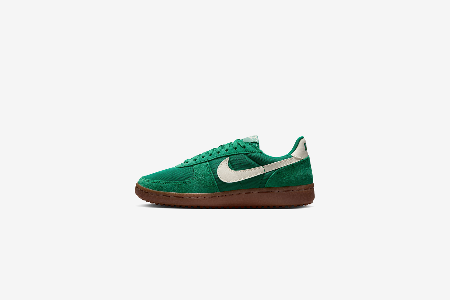 Nike "Field General" W - Malachite / Soft Pearl