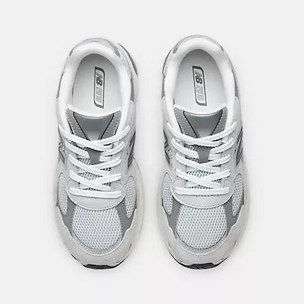 New Balance "2010 Lace" Grade School - Grey / Grey