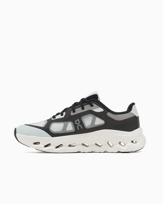 On "Cloudtilt Remix" Mens - Black / Ivory
