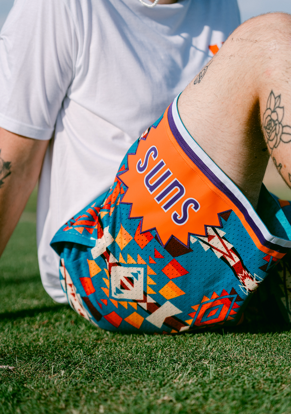 Mitchell & Ness x Manor "Suns Game Day Shorts" M - Blue / Purple