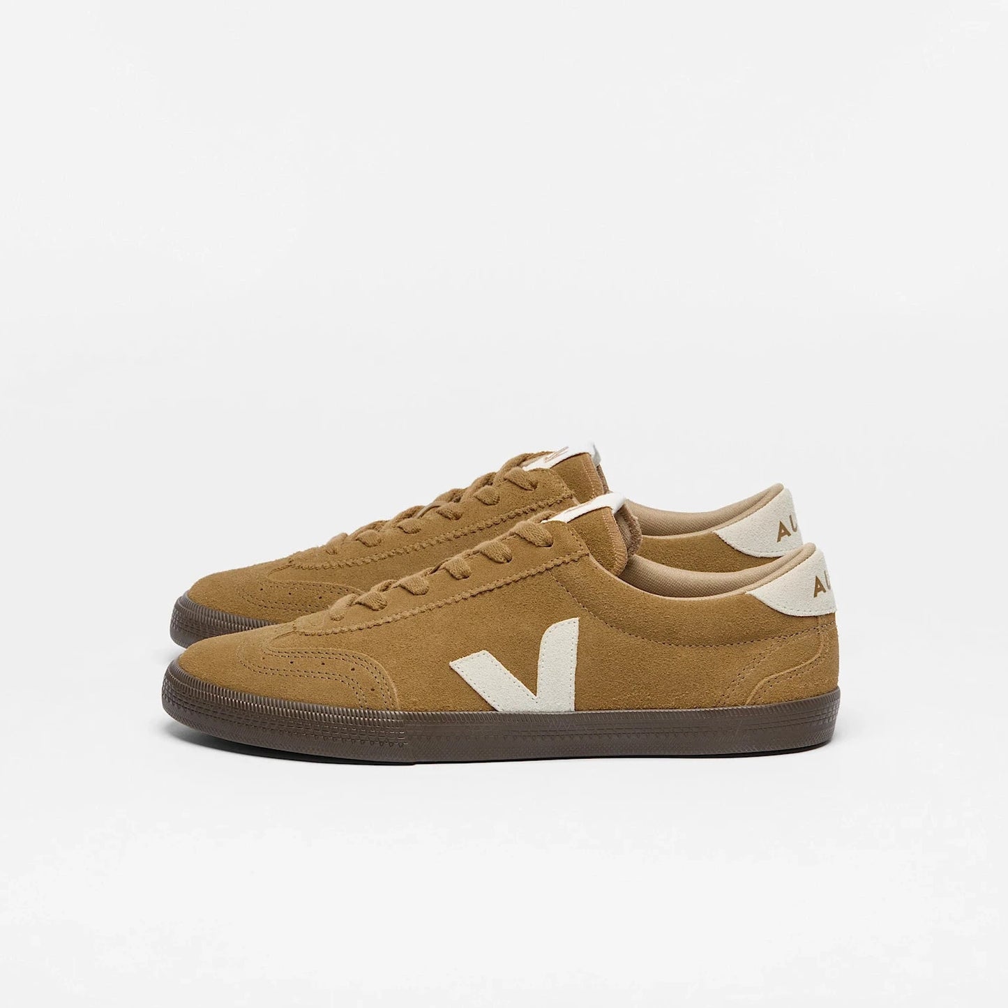 Veja "Volley Suede" M - Tent / Natural / Eagle