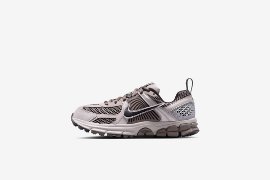Nike "Zoom Vomero 5" GS - College Grey / Black / Cave Stone