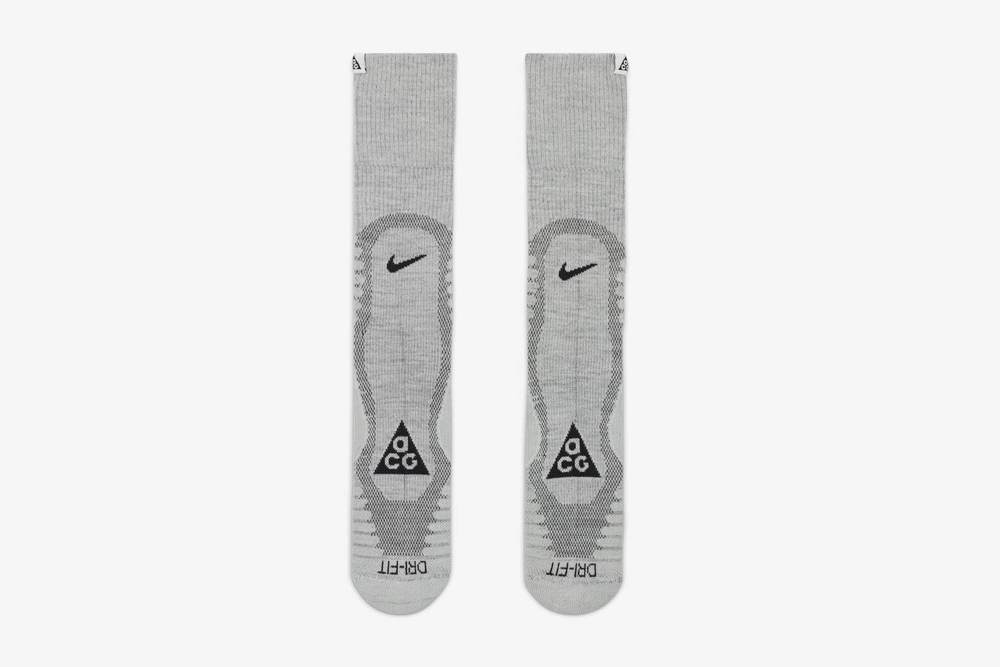 Nike "ACG Outdoor Cushioned Crew Socks" M - White / Black