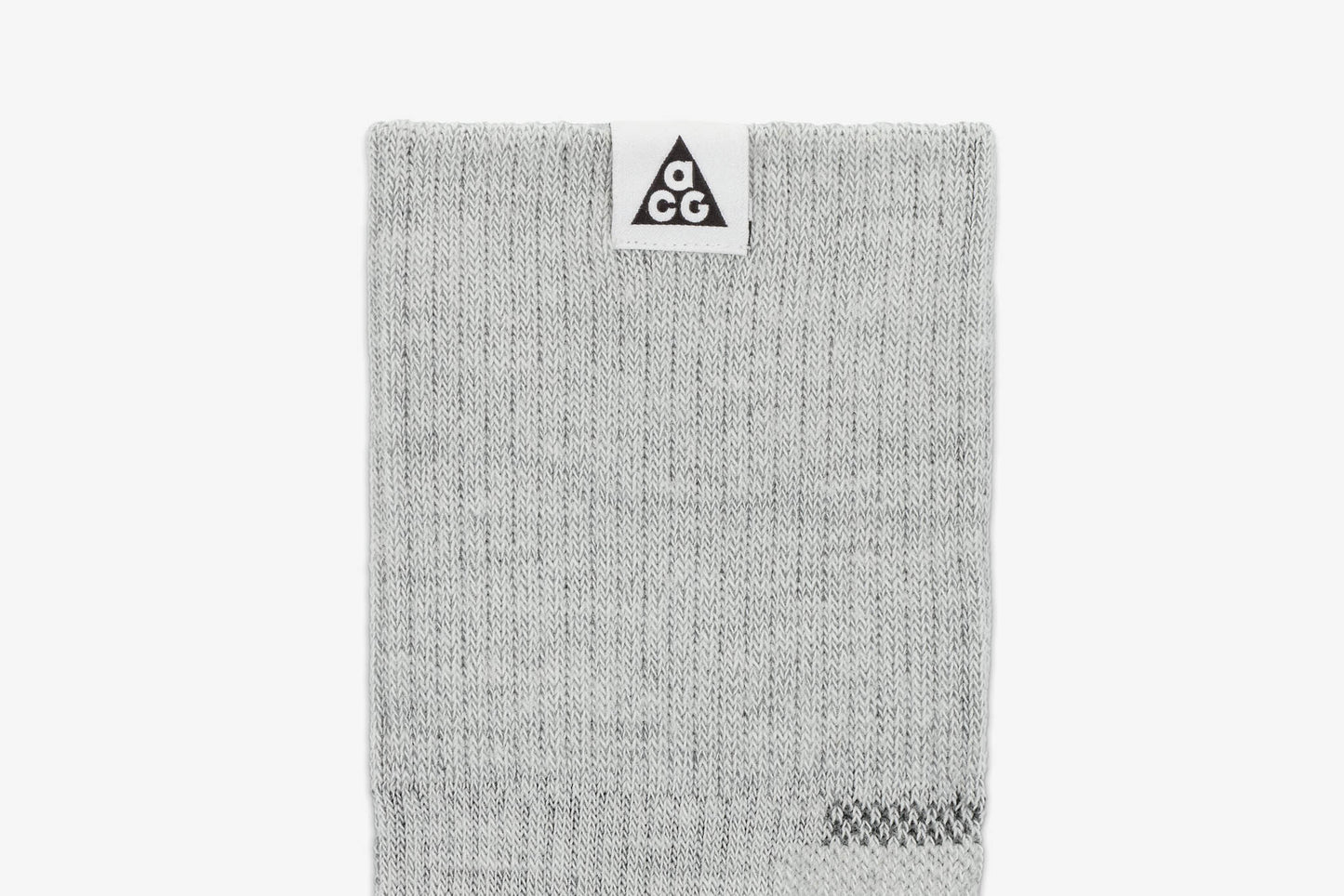 Nike "ACG Outdoor Cushioned Crew Socks" M - White / Black