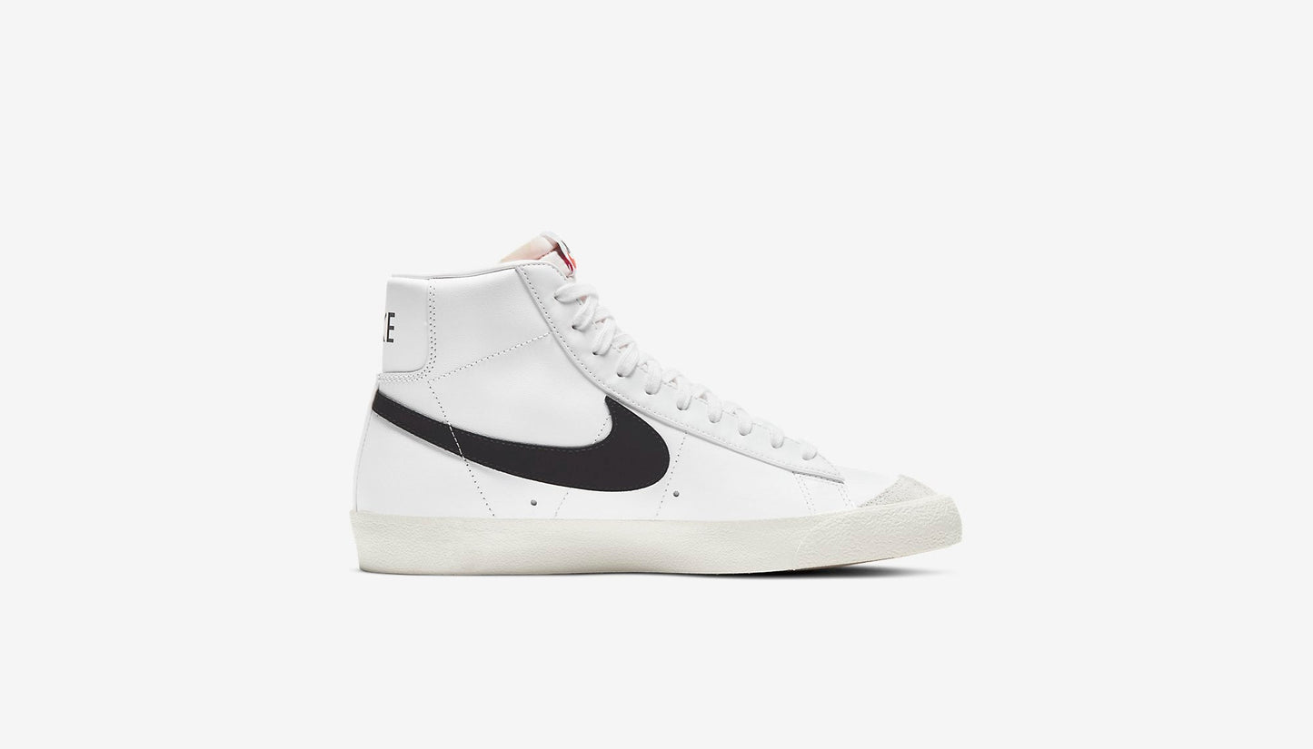 Nike "Blazer Mid '77" W - White / Black-Sail