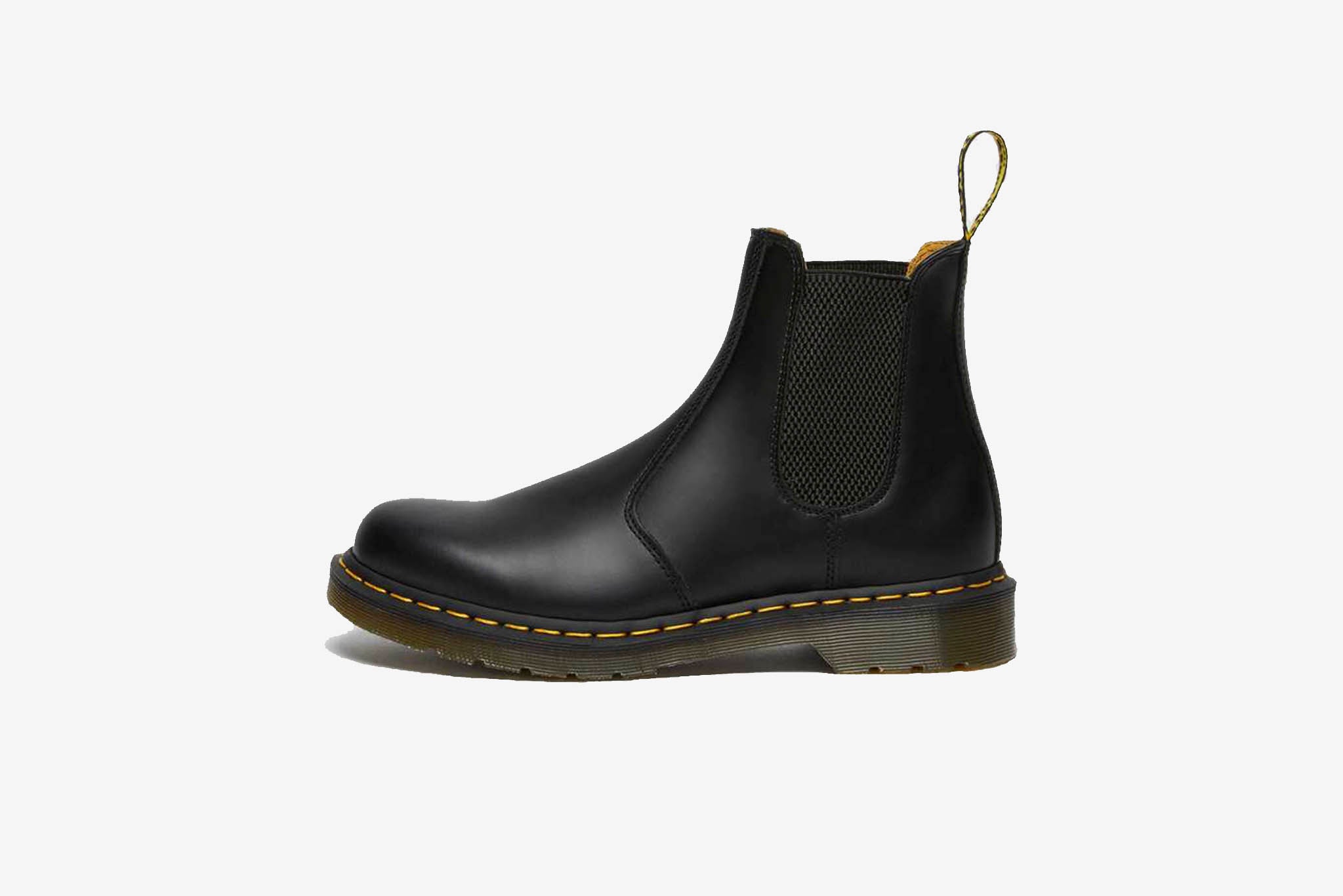 Dr. Martens "2976 YS Leather Chelsea Boot" W - Black – Manor.