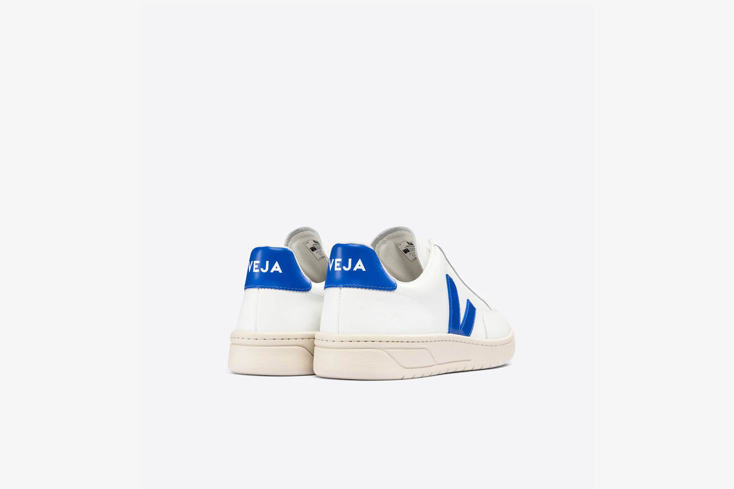 Veja "V-12 Leather " M - Extra White / Paros Blue
