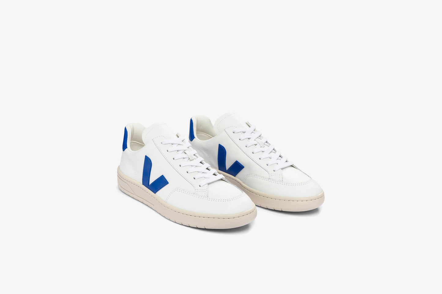Veja "V-12 Leather " M - Extra White / Paros Blue