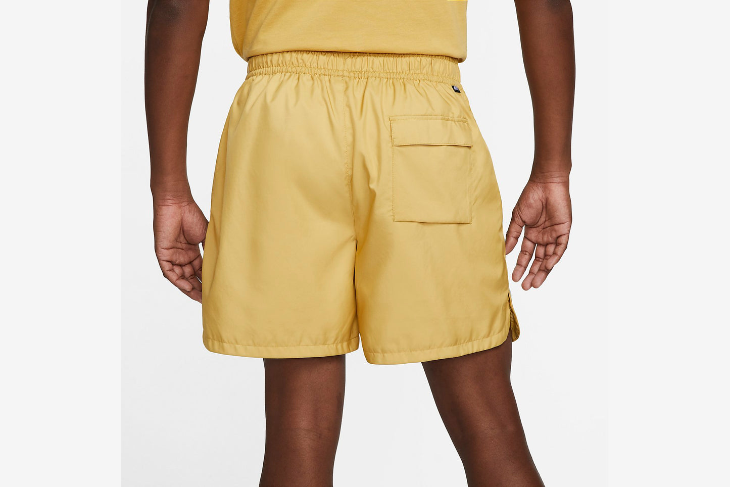 Nike "Flow Short" M - Wheat Gold / White
