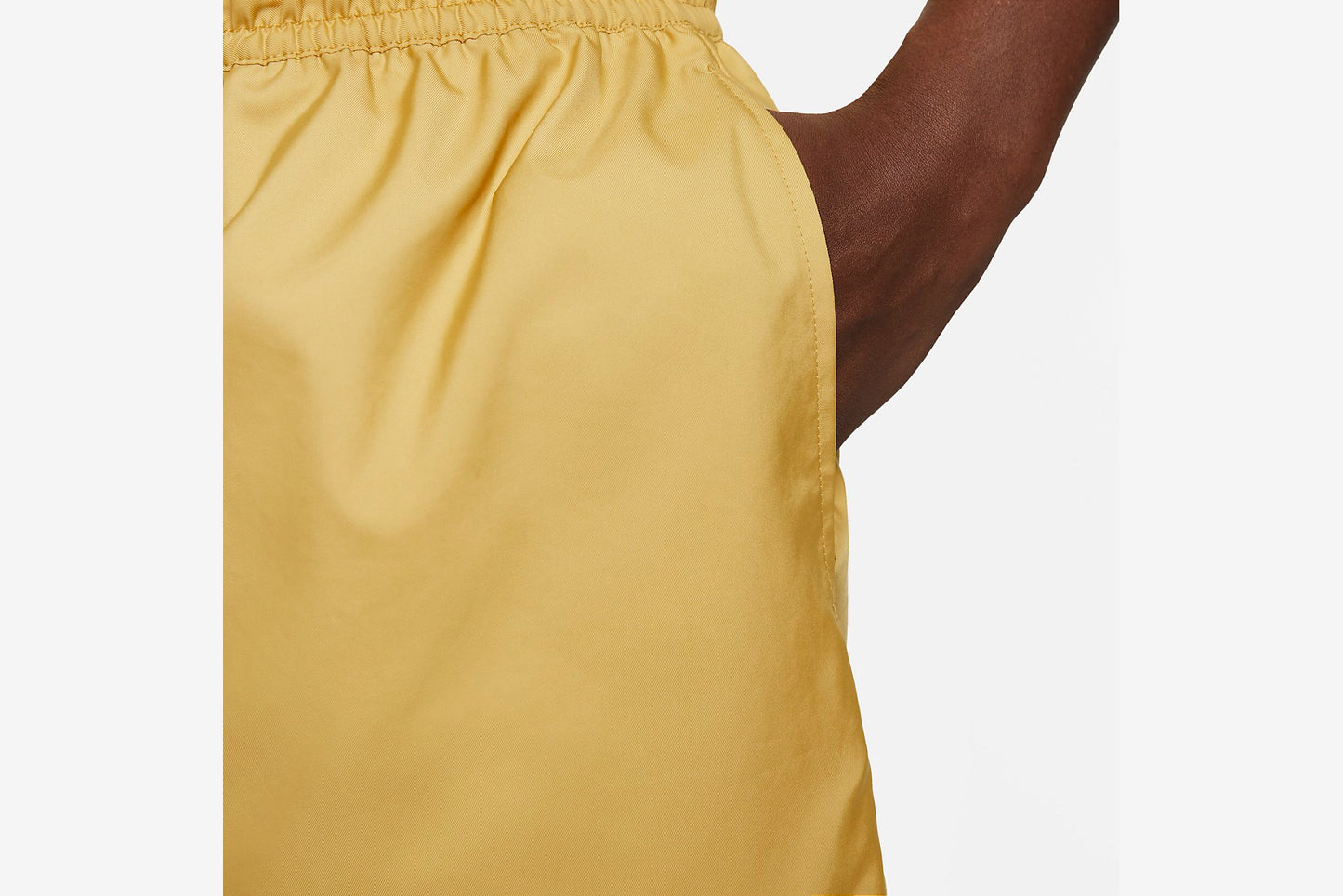 Nike "Flow Short" M - Wheat Gold / White