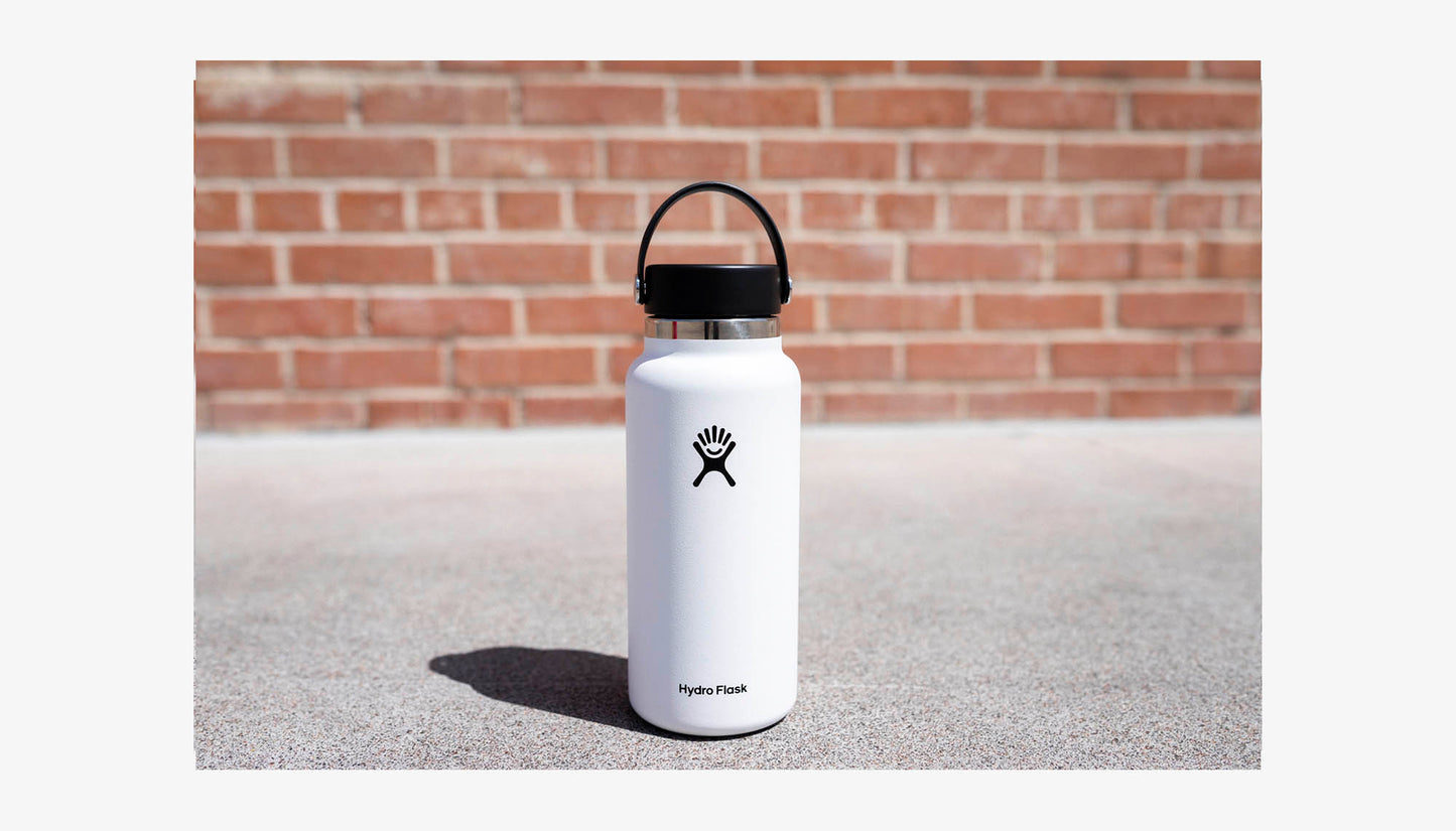 Hydro Flask "Shoes on Cactus" 32oz - White on White