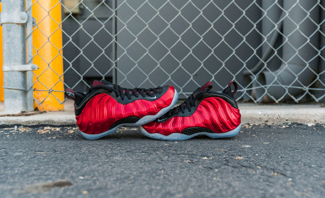 Nike Air Foamposite One Metallic Red Manor