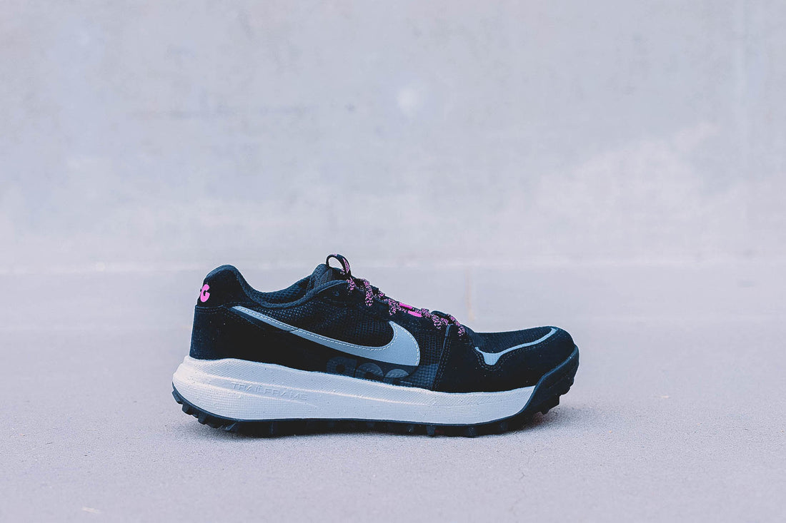 ACG Lowcate "Cool Grey"