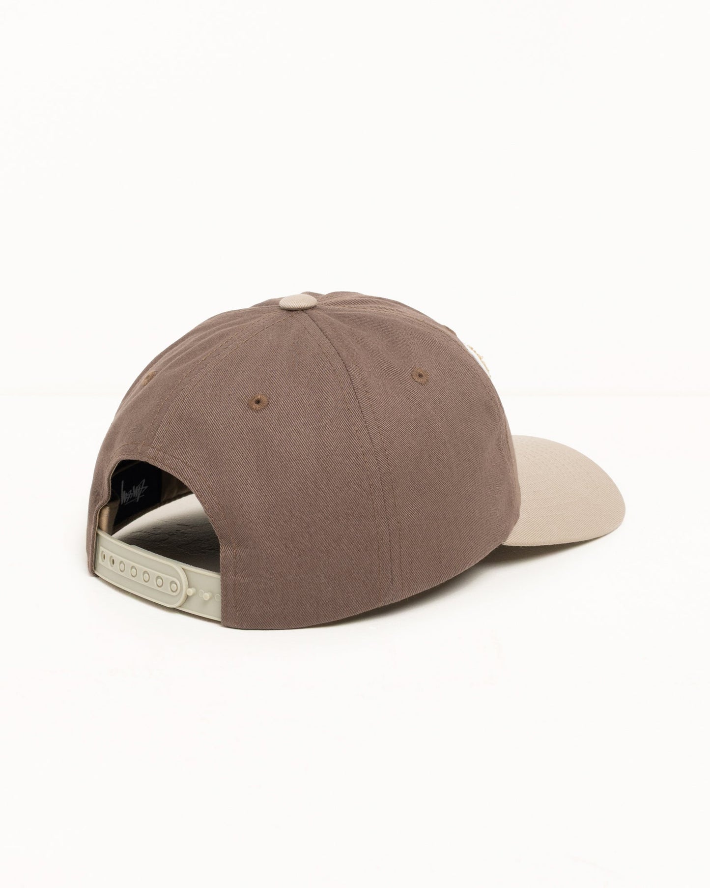 Stussy "Chenile S Snapback Cap" - Brown